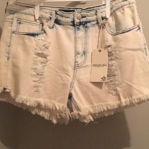 American Bazi Shorts - Denim distressed short American Bazi Shorts - Denim distressed short